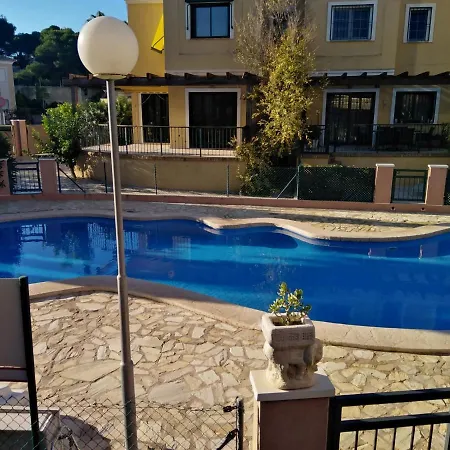 Townhouse La Farola With Parking