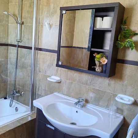 Townhouse La Farola With Parking تورّيفيِخا